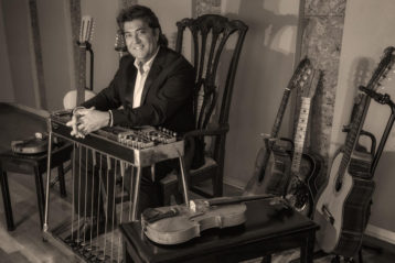 Bobby Flores, Musician